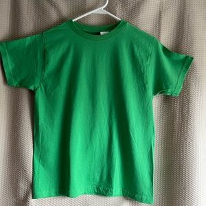 HKD.   Youth M green t-shirt. 100% cotton. Tagless neckline. Machine wash. New